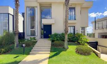 Imagem 5: Sobrado para aluguel e venda possui 600 metros quadrados com 5 quartos