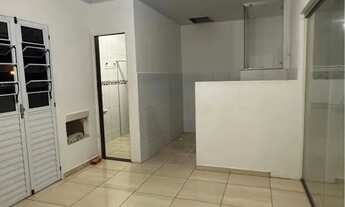 Imagem 4: Oportunidade!! Vendo ou troco em carro casa com pontos comerciais