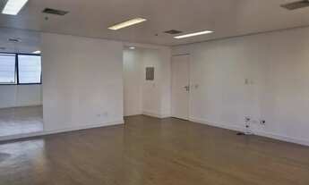 Imagem 5: Conjunto para aluguel possui 49 metros quadrados com 1 quarto em Indianópolis - São Paulo