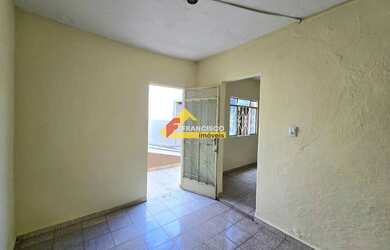 Imagem 3: Casa para aluguel, 3 quartos, 3 vagas, Bela Vista - Divinópolis/MG