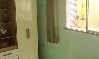 Imagem: Casa à venda em rua pública