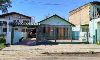 Imagem 2: Casa à venda na Feitoria em São Leopoldo com 3 dormitórios, suíte, terreno amplo, conforto