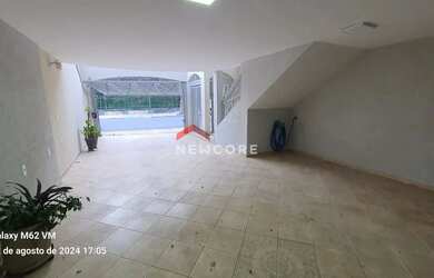 Imagem 3: Sobrado em Rua Aracanga - Parque Jaçatuba - Santo André/SP