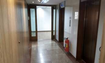 Imagem 3: Sala/Conjunto para aluguel possui 220 metros quadrados em Centro - Rio de Janeiro - RJ