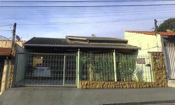 Imagem: Linda casa no Dom Pedro, com 4 quartos (motivo