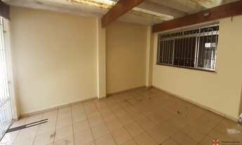 Imagem: SOBRADO COM AMPLO ESPAÇO, IDEAL PARA 02