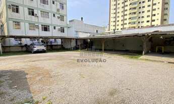 Imagem 4: Belo e amplo terreno com 728m² composto por 2 lotes situado na melhor região do bairro. Fl