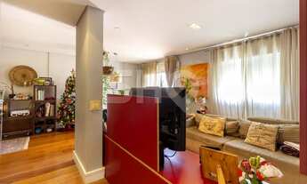 Imagem 3: Cobertura toda reformada em ótima localização!