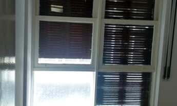 Imagem 4: Apto aluguel 96 m2. living, coz, armários, lavanderia; 2 dorm. arm embutido e dep. empreg