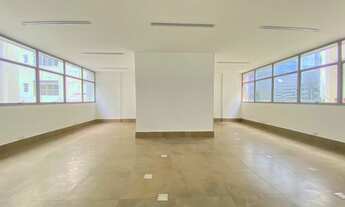 Imagem 2: Sala Comercial para Venda e Locação no Jardins de 71m² com Vaga