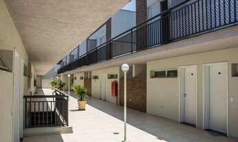 Imagem 4: Sobrado em Condomínio Fechado com 2 suítes e 2 vagas na Vila Santa Clara