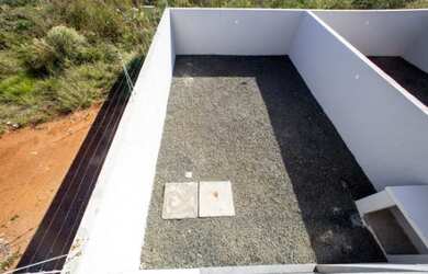 Imagem 5: Sobrado para venda possui 125 metros quadrados com 3 quartos em Igara - Canoas - RS