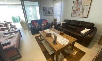 Imagem 3: Casa mobiliada em condominio fechado na Granja Julieta com quatro suites