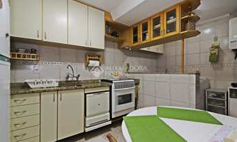 Imagem 7: Casa para venda tem 175 metros quadrados com 3 quartos em Jardim Itu - Porto Alegre - RS