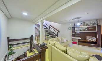 Imagem 2: Casa para venda tem 413 metros quadrados com 1 quarto em Pinheirinho - Curitiba - PR