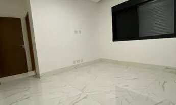 Imagem 5: Casa terrea em Condominio com Cozinha e Suites completas em Armários