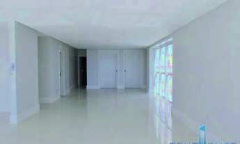 Imagem 4: Apartamento Frente Mar para Venda em Balneário Camboriú, CENTRO, 4 dormitórios, 4 suítes