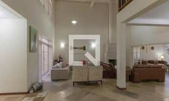 Imagem 3: Casa de Condomínio para Aluguel - Bairro das Palmeiras, 4 Quartos, 510 m2