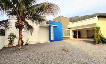 Imagem: Casa à venda, 3 quartos, sendo 1 suíte