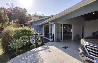 Imagem 6: Casa de condomínio para venda com 290 m², 5 dormitórios no Bairro Sambaqui