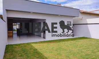 Imagem 3: Casa para venda possui 190 metros quadrados com 3 quartos em Jardim Itamarati - Botucatu