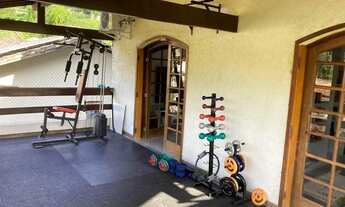 Imagem 7: Condomínio, CASARÃO de 4 suítes, completa em Pendotiba