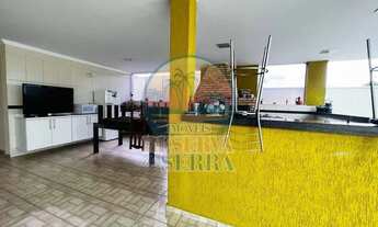 Imagem 5: Casa com uma área gourmet grande no Reserva da Serra