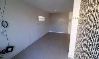 Imagem: Casa com 02 (dois) Dormitórios