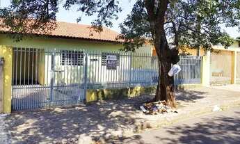 Imagem: ALUGO - Casa com 3 Quartos no Waldemar Hauer