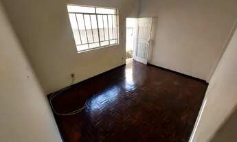 Imagem 2: Excelente casa com 02 quartos