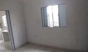 Imagem: Alugo kitnet - 2 cômodos