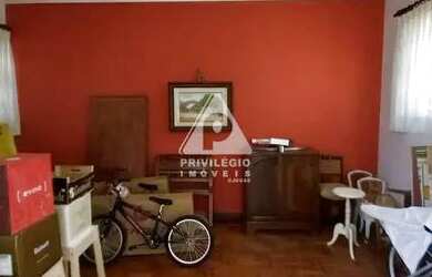 Imagem 7: Casa Jardim Botânico com 4 quartos, área de recreação, piscina, estacionamento coberto