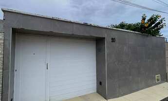 Imagem: Casa com dois quartos sendo um suíte em