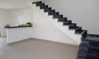 Imagem 5: Casa em rua pública no bairro Aruanã [7263