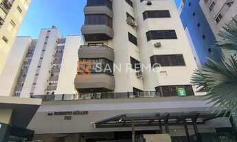 Imagem 2: Apartamento para venda com 3 quartos no Centro com vista mar