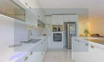 Imagem 7: Sobrado dos Sonhos à Venda no Bairro Alto, fachada de vidro, planta bem distribuída , com