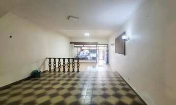 Imagem: Imóvel para aluguel possui 222 metros quadrados