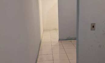 Imagem 2: Alugo casa de fundos