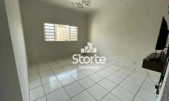 Imagem 3: Casa com 3 dormitórios à venda, 161 m² por R$ 600.000,00 - Granada - Uberlândia/MG