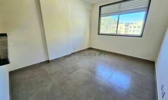 Imagem 2: Excelente quarto e sala no Alto junto a todo o comércio