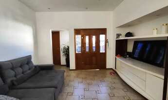 Imagem 13: Casa para venda em Jardim Europa com 4 quartos, sendo 1 suíte , 220m²