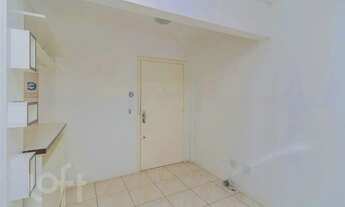 Imagem 3: Apartamento à venda em Cidade Baixa com 65 m², 2 quartos