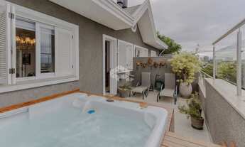 Imagem 2: Casa em Condomínio com 3 suítes e 5 vagas no Chácara das Pedras