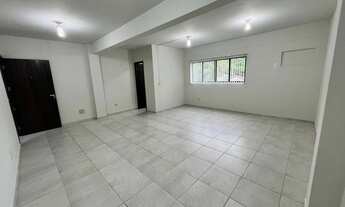 Imagem 3: Sala comercial com 47 m² e 01 banheiro