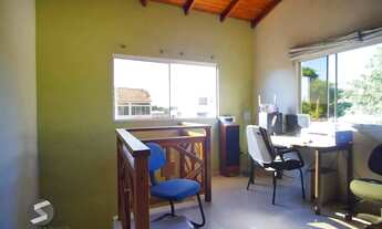 Imagem 6: Casa Térrea com 5 dormitórios, Amplo Terreno de 300m² - Bairro Santa Rosa