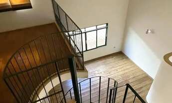 Imagem 4: CASA ÓTIMA ! CENTRO - TERRENO 500M², CONST. 277 M², 03 QUARTOS,SUÍTE, HIDRO, QUINTAL - MI