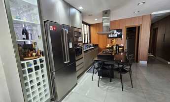 Imagem 4: Excelente Sobrado Espaçoso com Localização privilegiada - Planejado Com Area de Lazer Comp