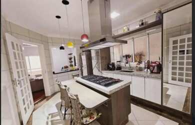 Imagem 3: Oportunidade - Casa - Sobrado - Jardim das Indústrias - 3 Dormitórios - 183m²