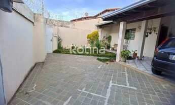Imagem: Casa à venda, 3 quartos, Carajás - Uberlândia/MG