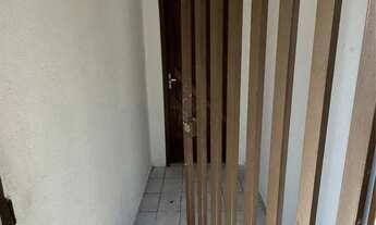 Imagem 3: Casa de rua - (2 quartos) Dixsept de rosado - 1º andar